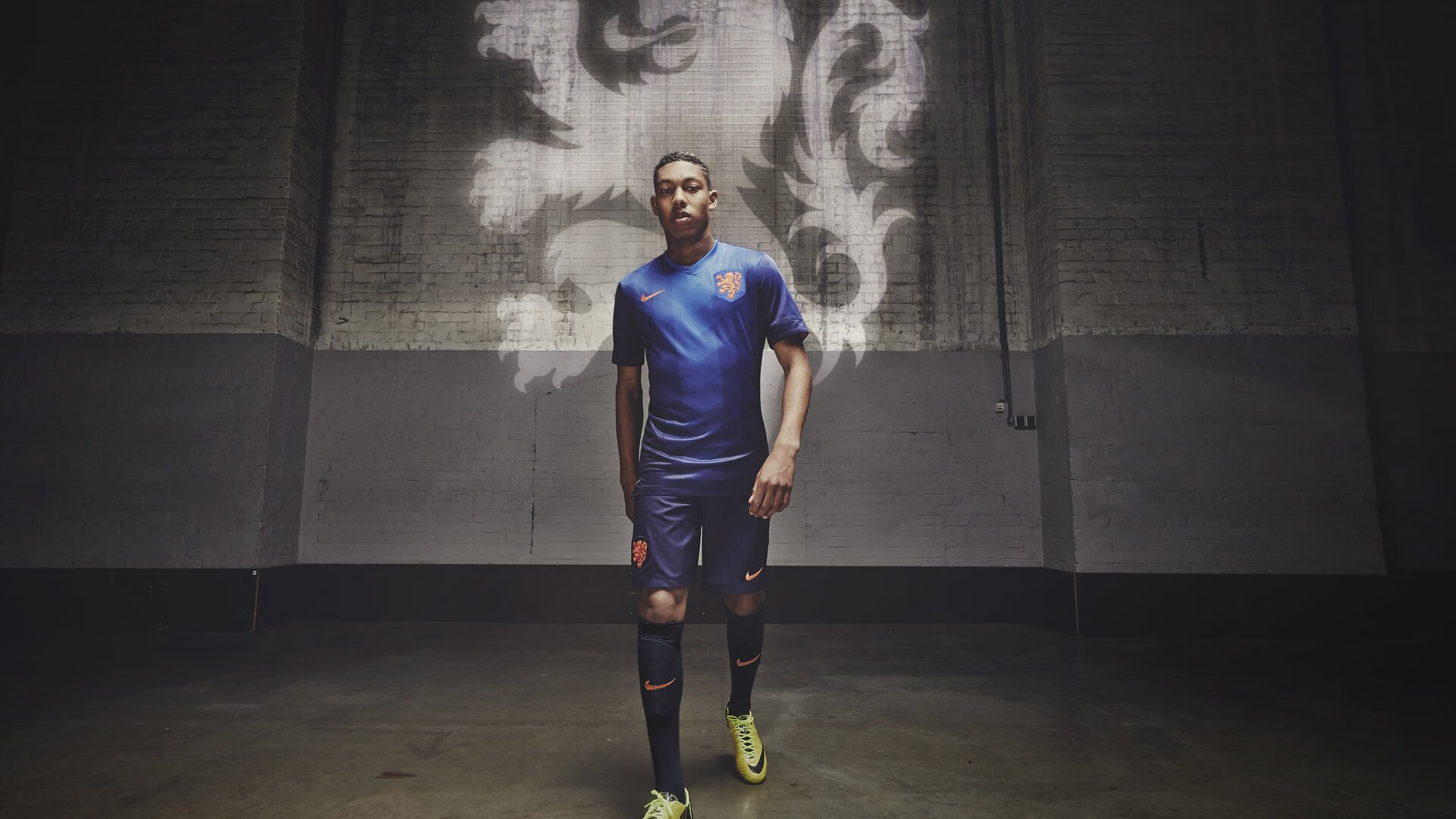 卡瓦哈尔一剑封喉，沙特逆袭厄瓜多尔，亚洲足球的觉醒时刻